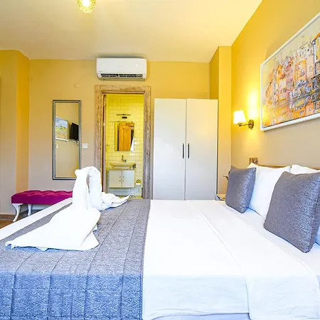 Bakbay Bozcaada تْشاناكالي