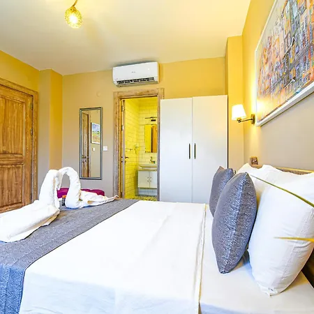 Bakbay Bozcaada Hotel *